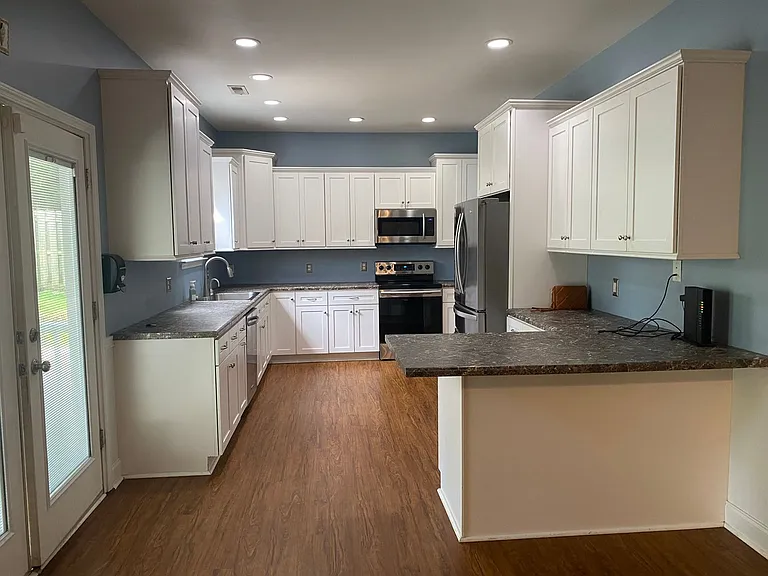 9837 N Olde Towne Wynd SE — Photo 4
