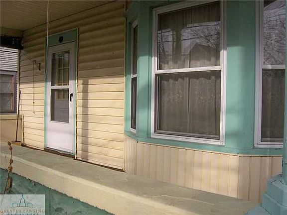 4th image of 224 Woodlawn Ave