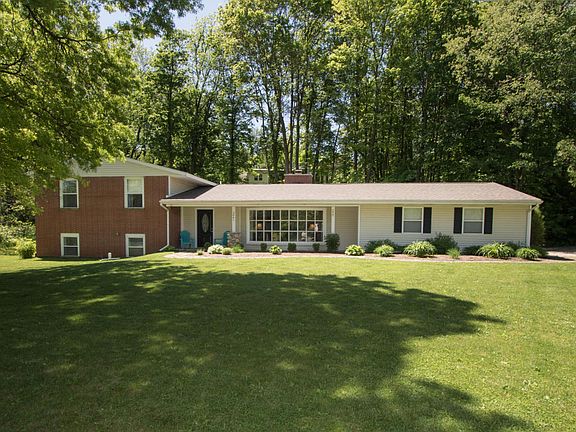 4th image of 2041 Hillsdale Ave