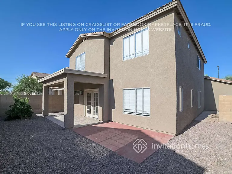 2054 N Illinois St — Photo 13