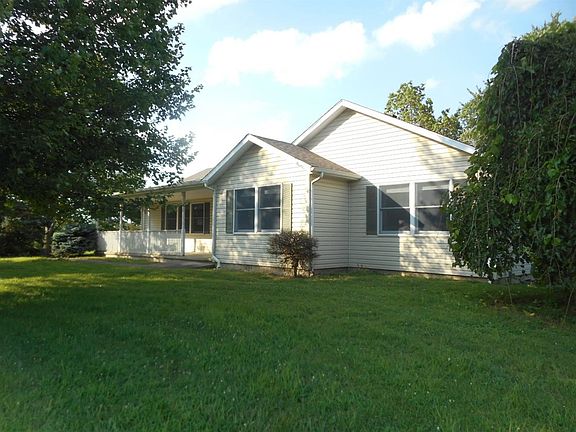 3rd image of 10142 Morrow Woodville Rd