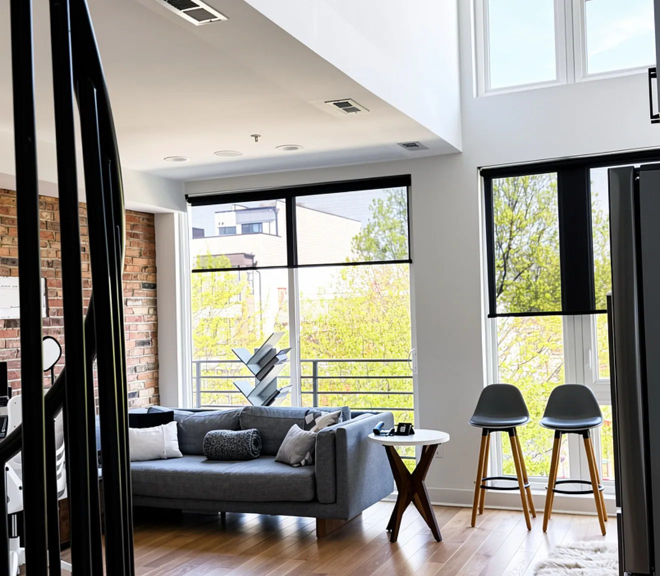 1 bed, 699 sqft, $2,500 — Photo 3