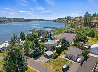 19124 W Bunker Rd, Cheney, WA 99004