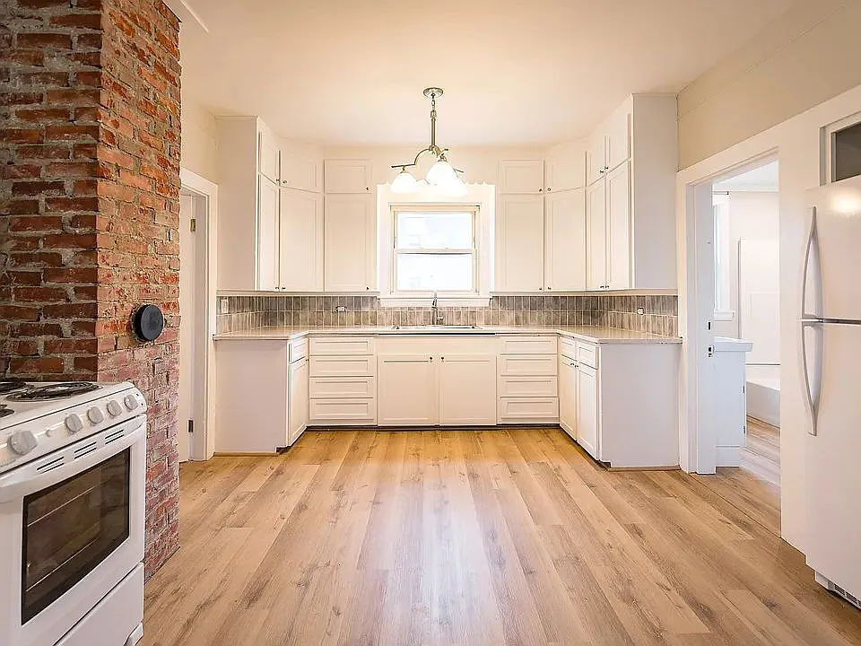140 North St #1