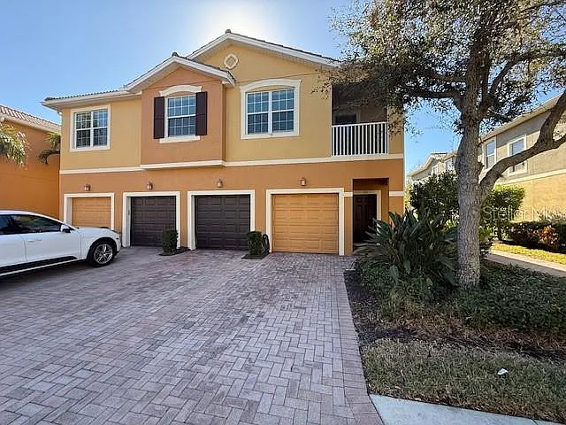 2 bed, 2.0 bath, 966 sqft, $1,950 — Photo 1