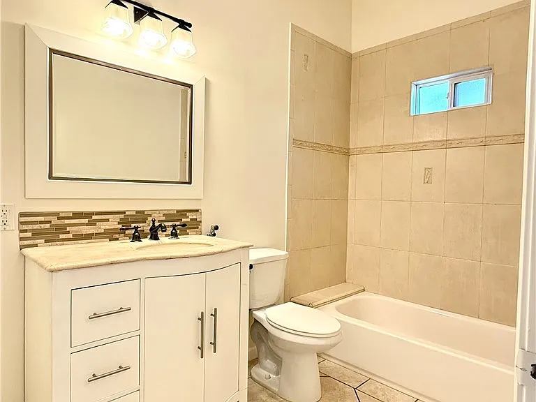 5953 Shoshone Ave — Photo 10