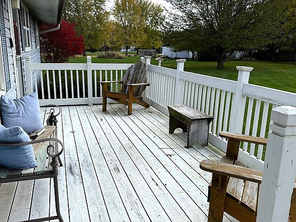 3rd image of 1033 Erma Ct