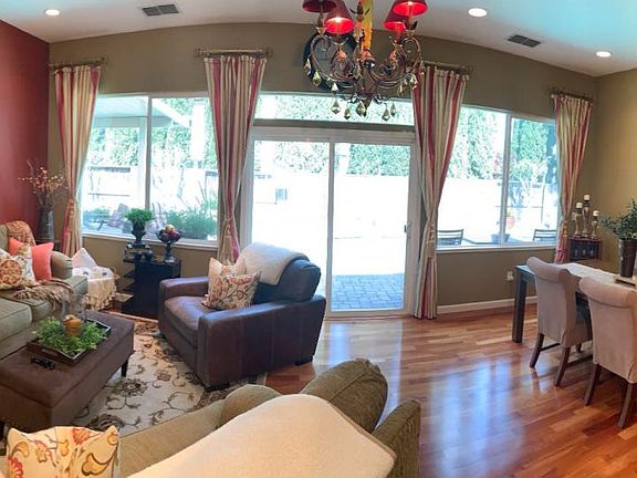 4th image of 4037 Steamboat Cove Ln