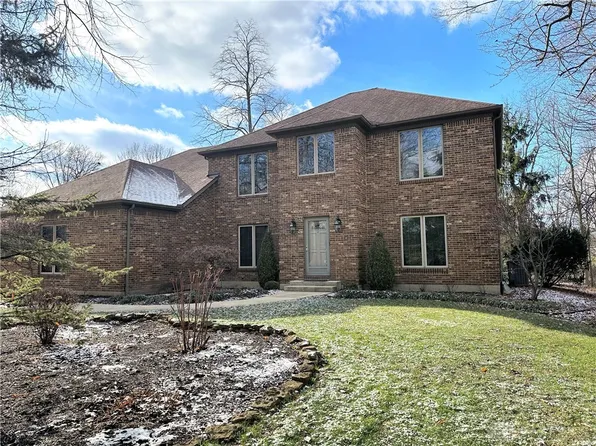 1730 Conwood Dr, Troy, OH 45373