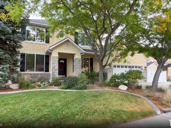 6829 S Bateman Field Dr, West Jordan, UT 84084