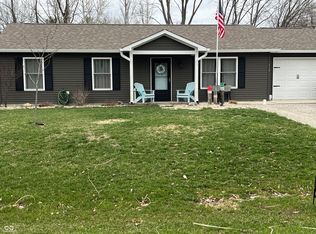 412 Mill Spgs, Fillmore, IN 46128