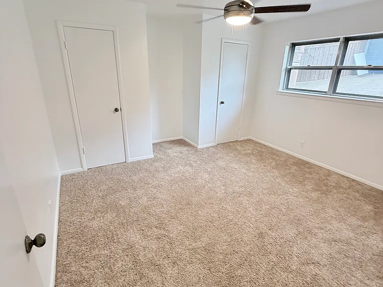 108 Shelmar Dr — Photo 7