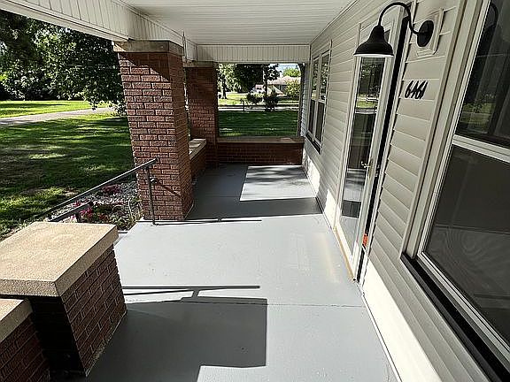3rd image of 6461 N 35th St