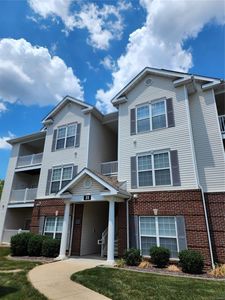 35 Kassebaum Ln APT 300, Saint Louis, MO, 63129