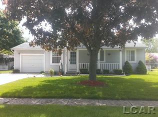 702 Conklin Dr, Tecumseh, MI 49286