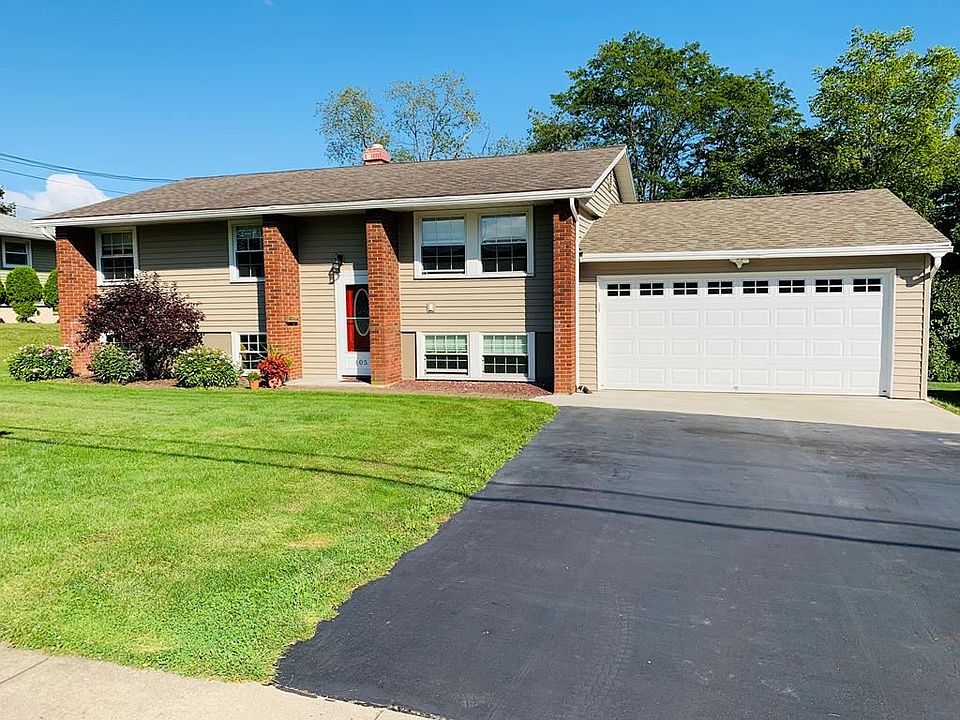 1st image of 105 Wisteria Way