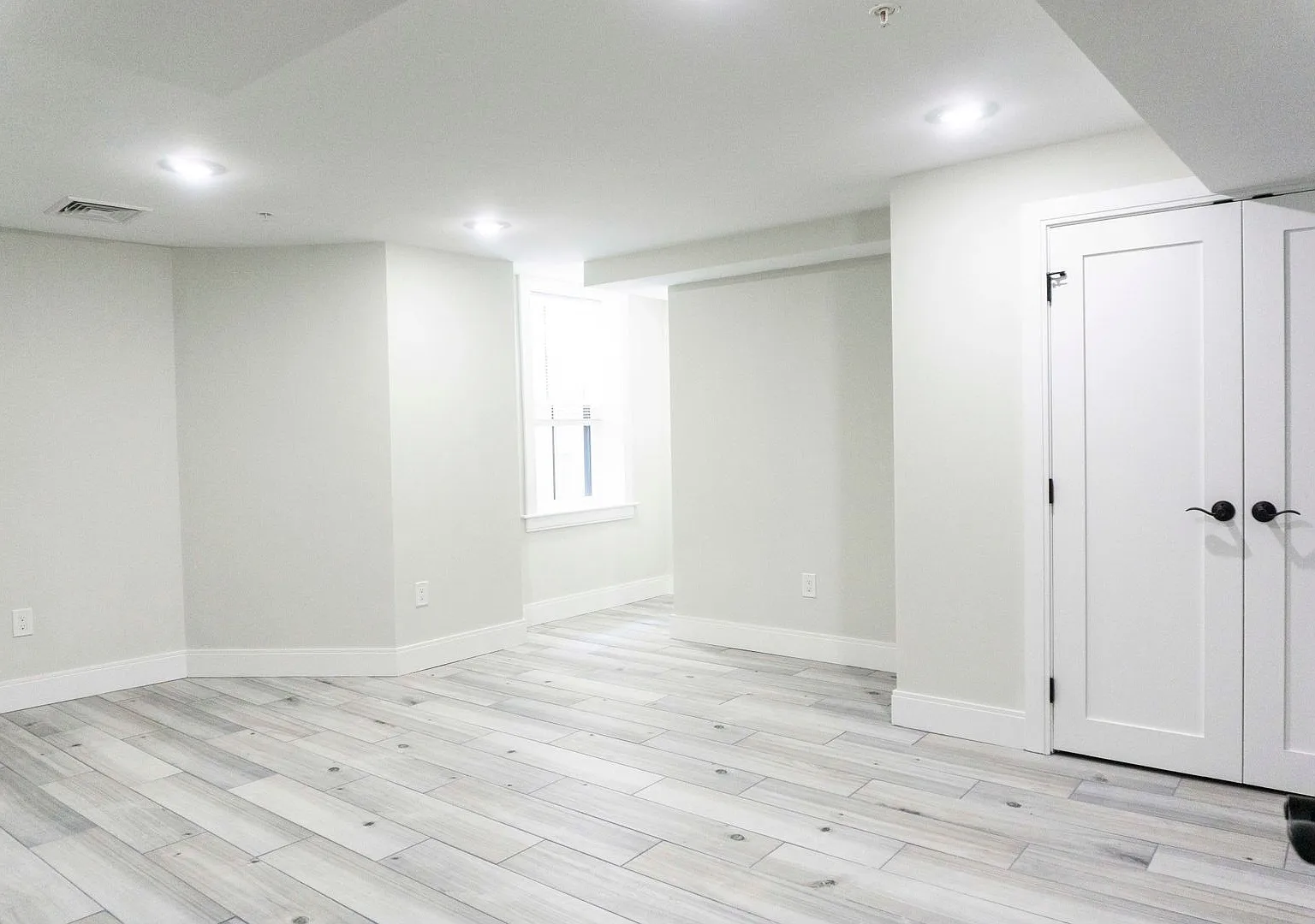 Allston 3 Bed, 2.5 Bath | 1,500 Sq Ft | 2 Months FREE | No Broker Fee — Photo 3