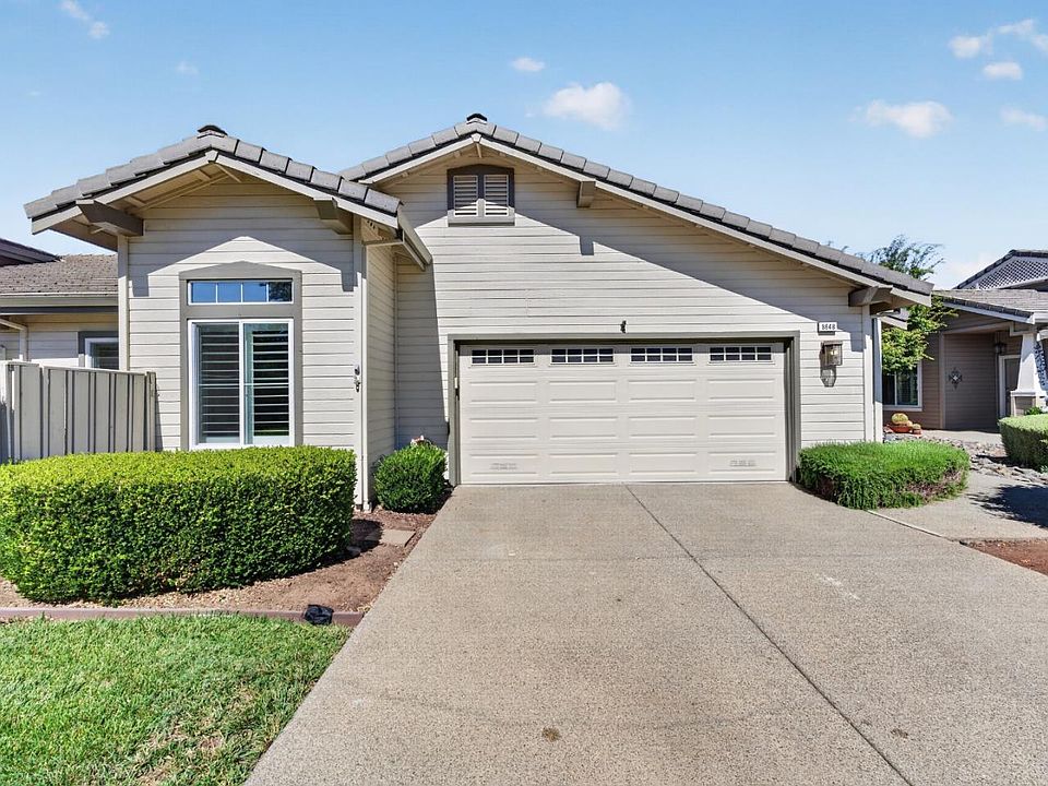 1st image of 8648 Solera Dr