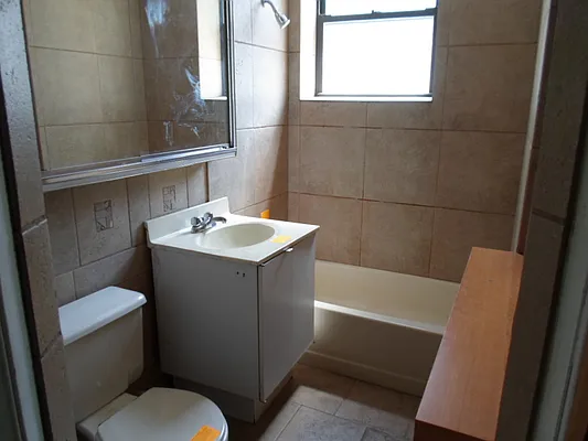 Sold by Manhattan Network Inc. | media 16