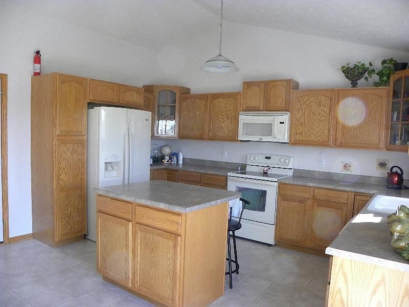 2nd image of 5411 Rockford Dr