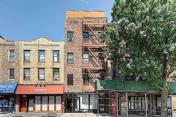 Rented by REAL New York | media 7