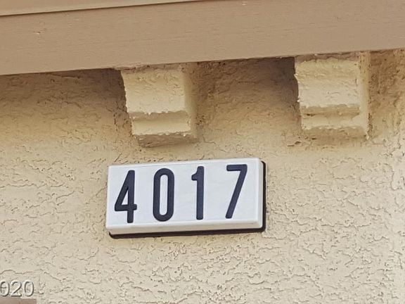 2nd image of 4017 Villa Serena Ln