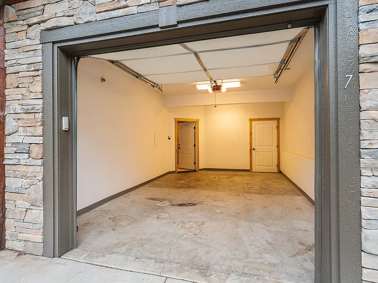 396 N Juniper Bay Rd — Photo 4