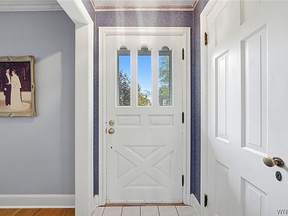 2nd image of 64 Grosvenor Rd