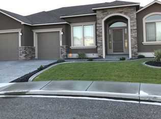 2303 Coppermist Ct, Richland, WA 99354