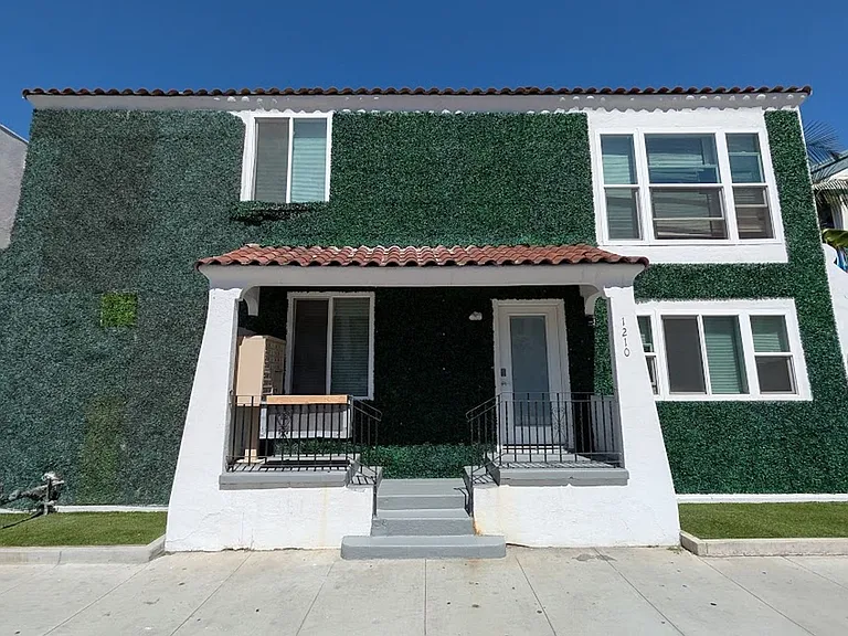 1210 Atlantic Ave — Photo 8