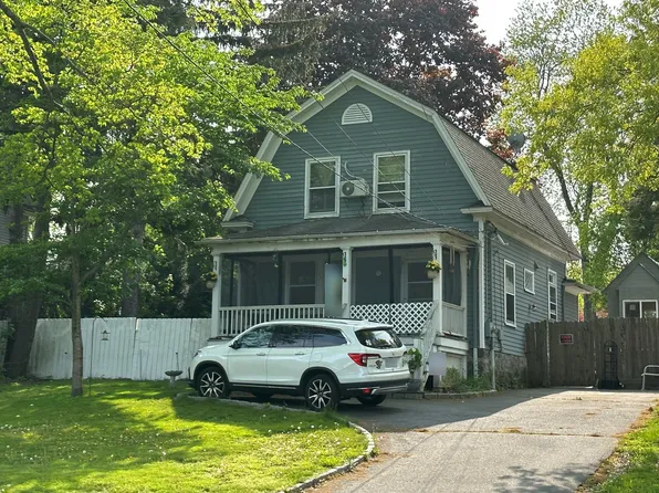 14 E Hayestown Rd, Danbury, CT 06811