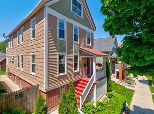 2465 N Dousman St #2465A, Milwaukee, WI 53212