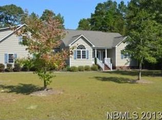 2407 Wild Turkey Rd, New Bern, NC 28562