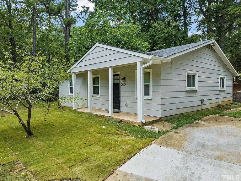 2504 Evers Dr — Photo 15