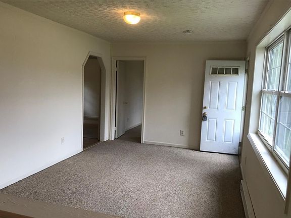 4th image of 10614 Opal Ln