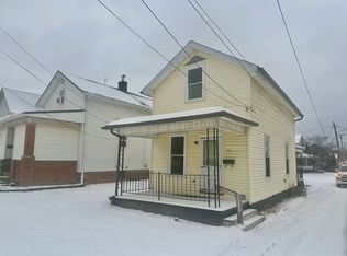 701 Trenton Ave, Uhrichsville, OH 44683