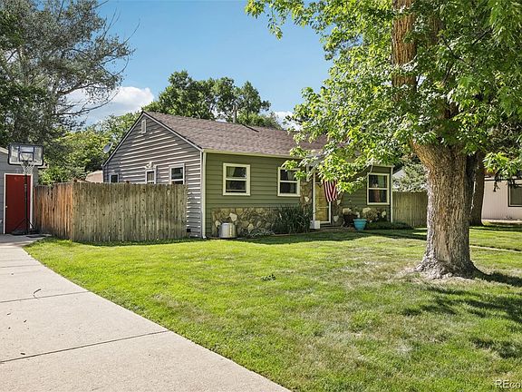 5th image of 1975 Cody Street