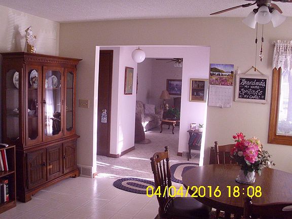 4th image of 302 N West St