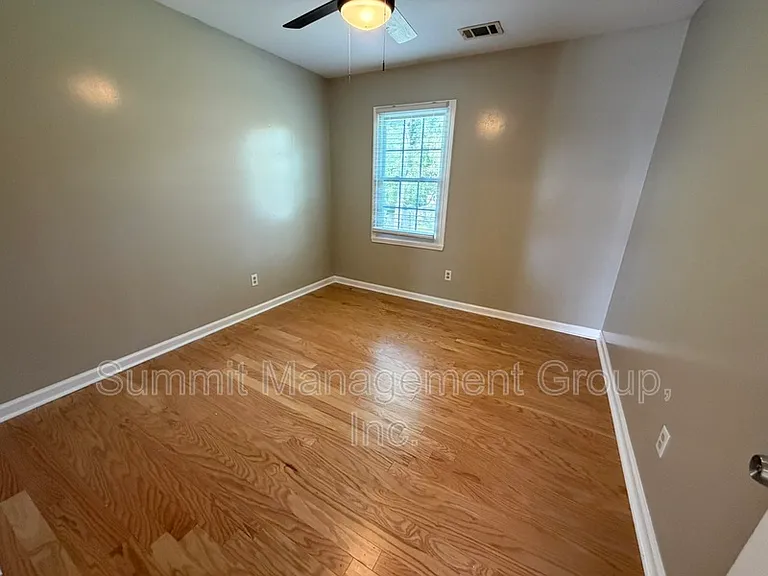 1611 Ellington Rd SE — Photo 34