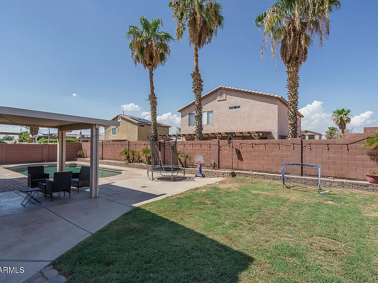 16006 W Lincoln St — Photo 15