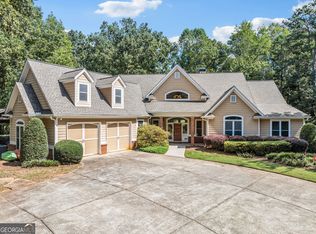 357 Birchwood Dr, Clarkesville, GA 30523