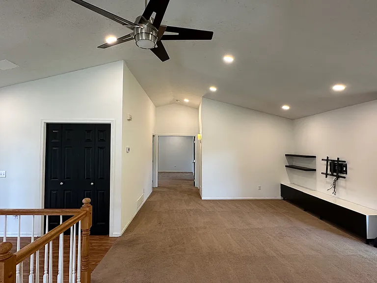 3057 Hampshire Ave S — Photo 22