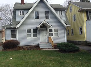 941 Dresden Rd, Cleveland Heights, OH 44112