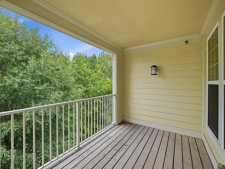 Fresh air and open skies, right at home.