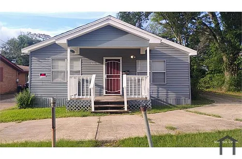 1332 Fernwood Dr Photo 1