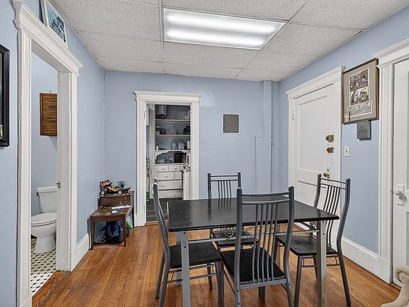 5th image of 26 Park Vale Ave APT 5