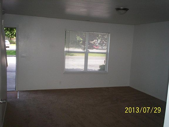 5th image of 3716 W Baneberry Way