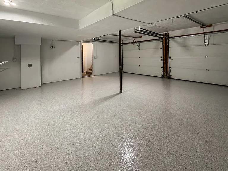 2 Car Garage