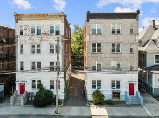 25 Whittier Street, Bridgeport, CT 06605