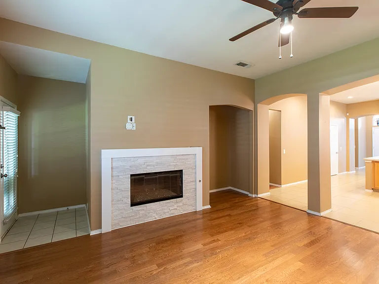 11259 Blackhawk Dr — Photo 14